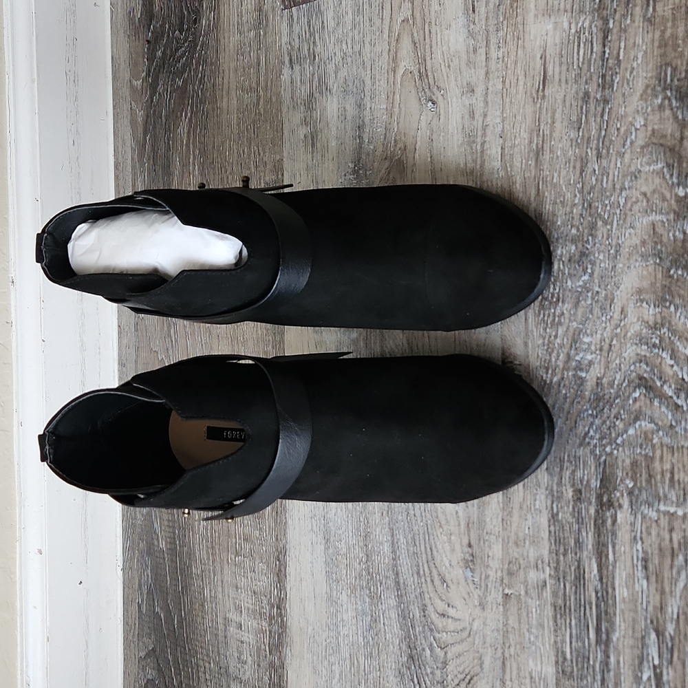 NWT ankle boots - Picture 2 of 5